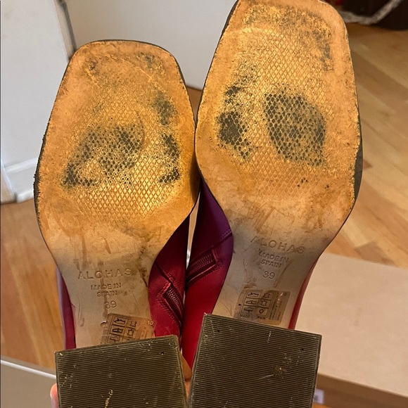 ALOHAS South Lipstick and Magenta Heeled Boots - Picture 7 of 7